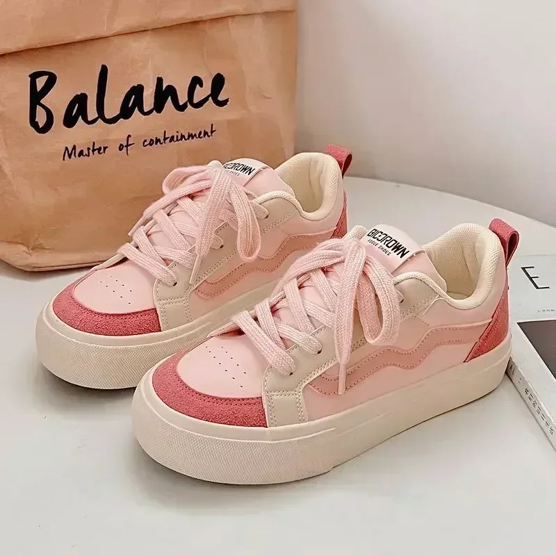 Spring and Fall New Luxury Women\'s Shoes Classic Sneakers Women\'s Leather Retro Low-rise Lace Casual Women\'s Sneakers