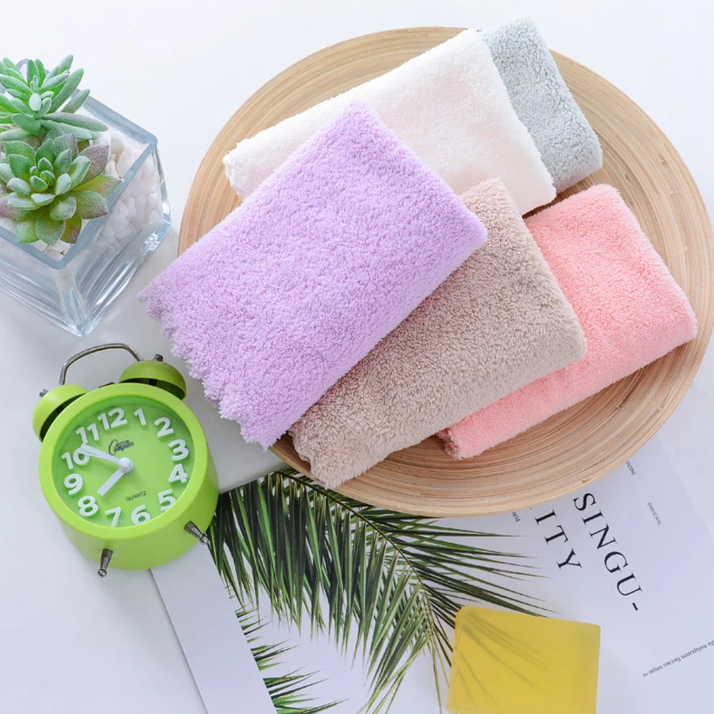 30*30cm Face Towel Coral Velvet Cleaning Wipes Hotel Home Towel Washcloths Hand Towels Soft Multifunctional Handkerchie