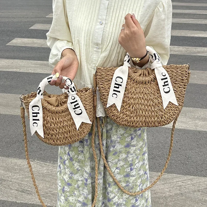 Rattan Women Tote Bags Luxury Designer Wicker Shoulder Handbag Woven Beach Basket Fashion Crossbody Messenger Shopping Straw Bag