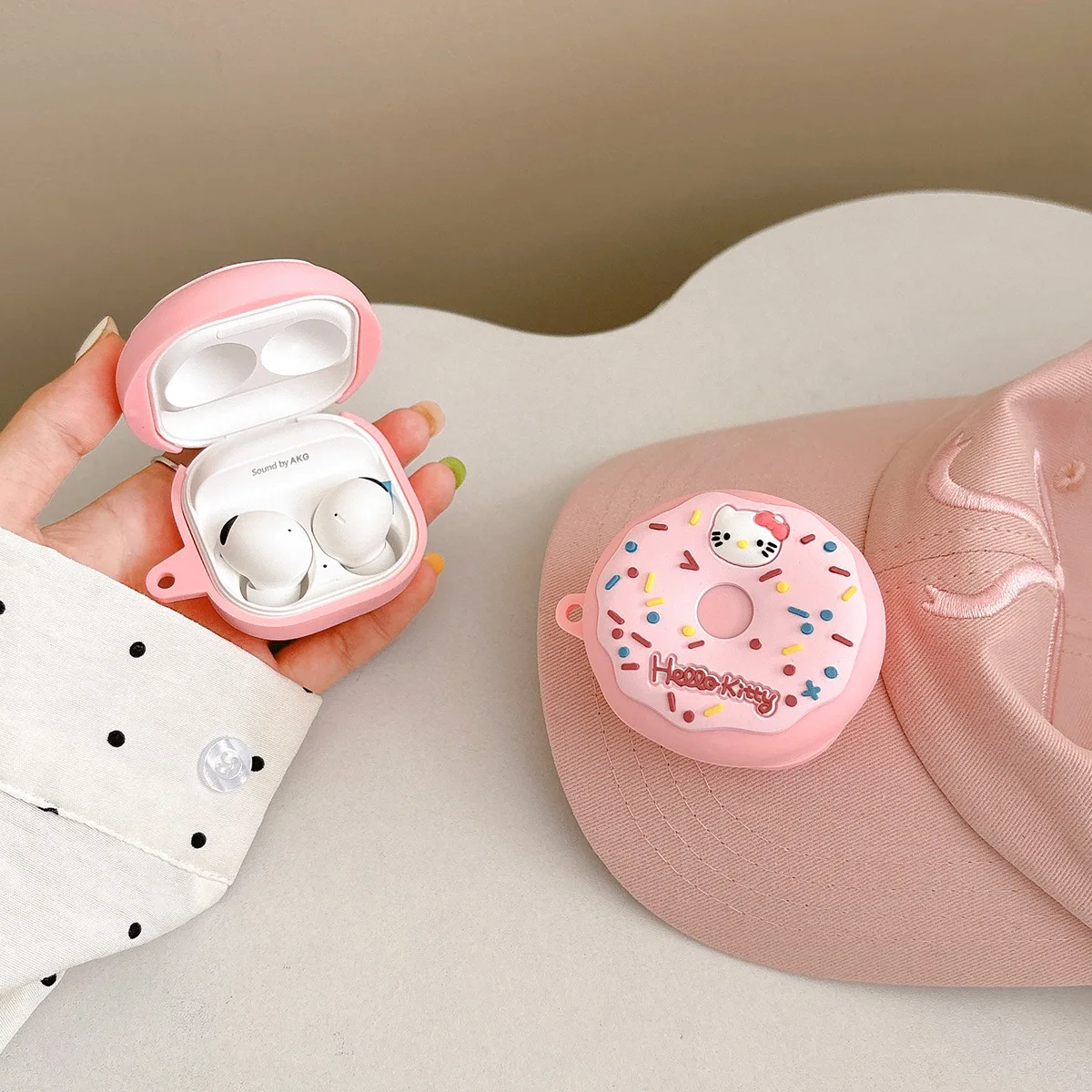 

For Samsung Galaxy Buds FE Case,Hello Kitty Pink Doughnut Earphone Silicone Cover For Galaxy Buds Pro/Live/2/2 Pro Case Girls