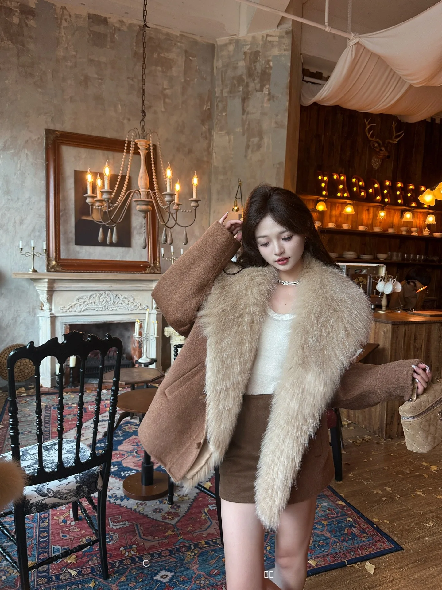 

Двустороннее шерстяное пальто Notting Hill Autumn Elegance для женщин, средней длины, с меховой отделкой, комфортное, класса люкс