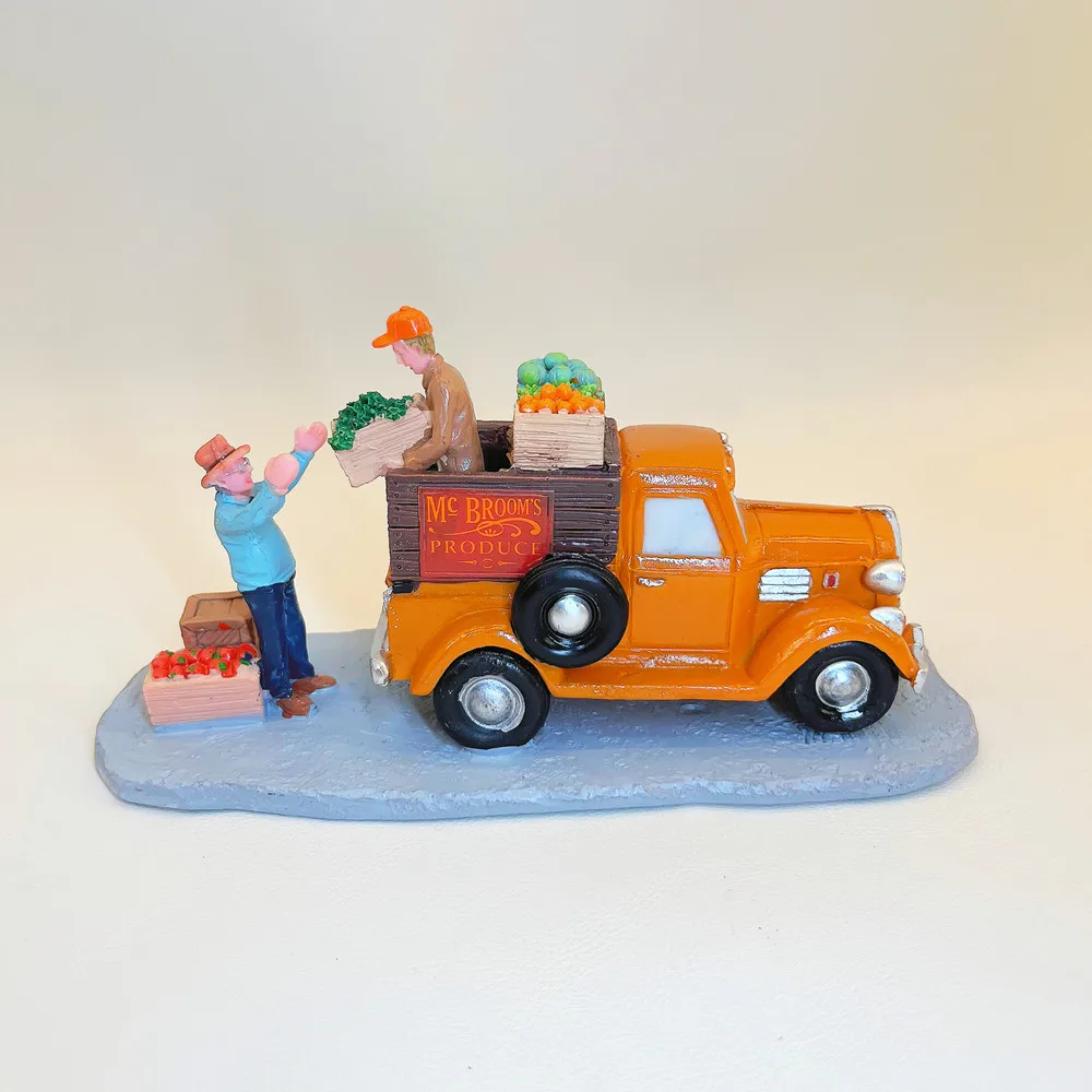 Vintage Farm Harvest Delivery Truck Resin Figurine Mini Village Scene Home Decoration Collectible
