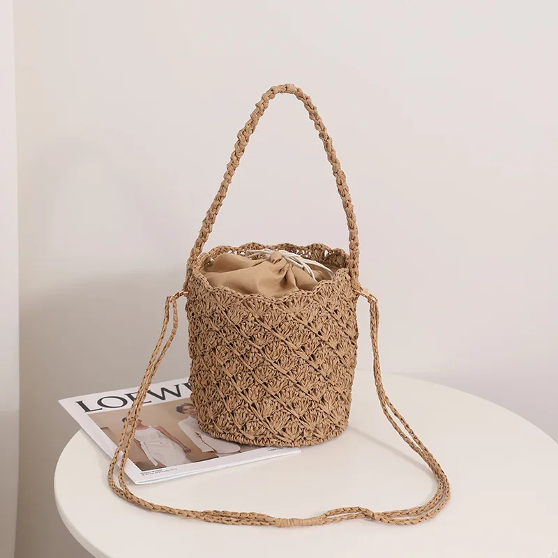 Handgemachte gewebte Damen Umhängetasche böhmische Quaste Umhängetaschen gestrickt Sommer Eimer Stroh Strand tasche weibliche Handtaschen