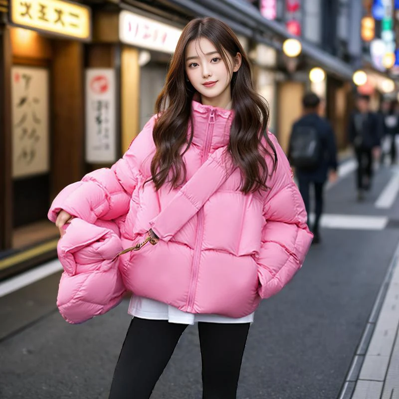 Piumini corti in piumino d'anatra bianco Capispalla larghi con borsa 2025 Nuovo piumino invernale da donna color caramello con cappuccio femminile