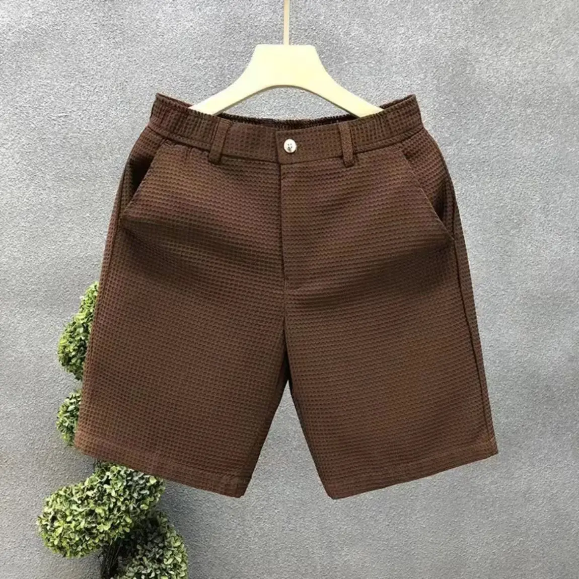 Herren-Shorts mit Karomuster, einfarbig, gerade geschnitten, Business- und Freizeithose, elastischer Bund, Knopfverschluss, locker geschnitten, knielang, lässige Kurzhose – Detail 8