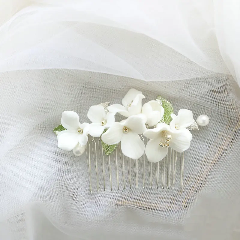 Handmade White Ceramic Flower Hair Comb For Bridal Simple Fresh Water Pearl Green Enamel Leaf Wedding Tiara Jewelry For Women