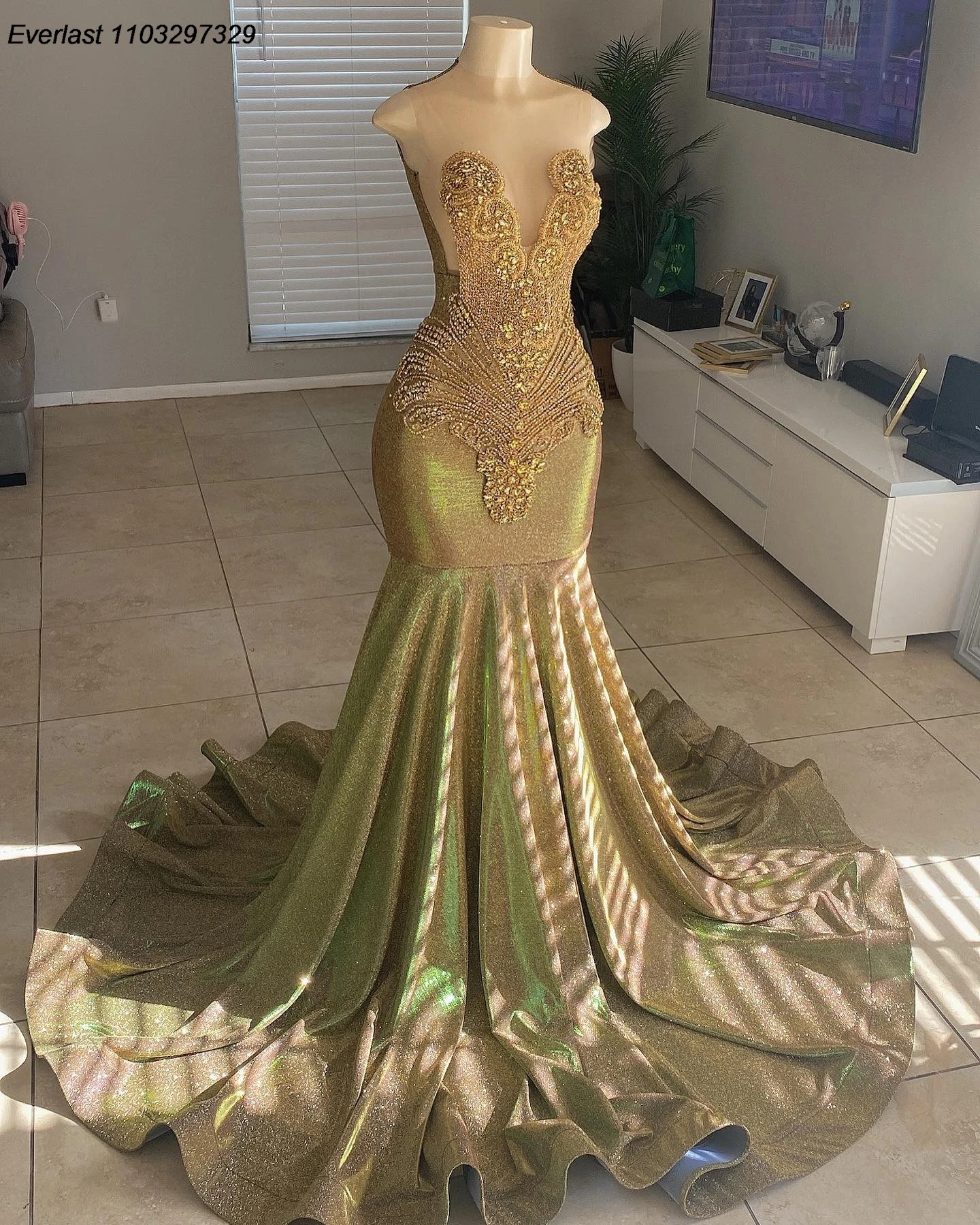 EVLAST Customized Gold Rhinestone Velvet Prom Dress For Black Girls 2024 Mermaid Diamond Crystals Beaded Party Gala Gown TPD115