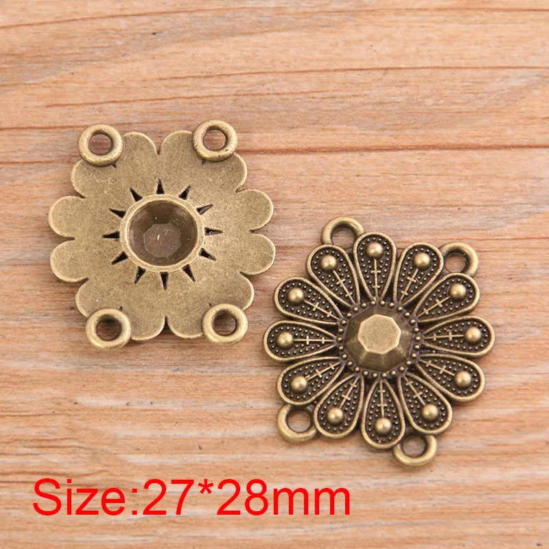 10PCS 27 * 28mm DIY Retro Zinc Alloy Porous Flower Shaped Connector