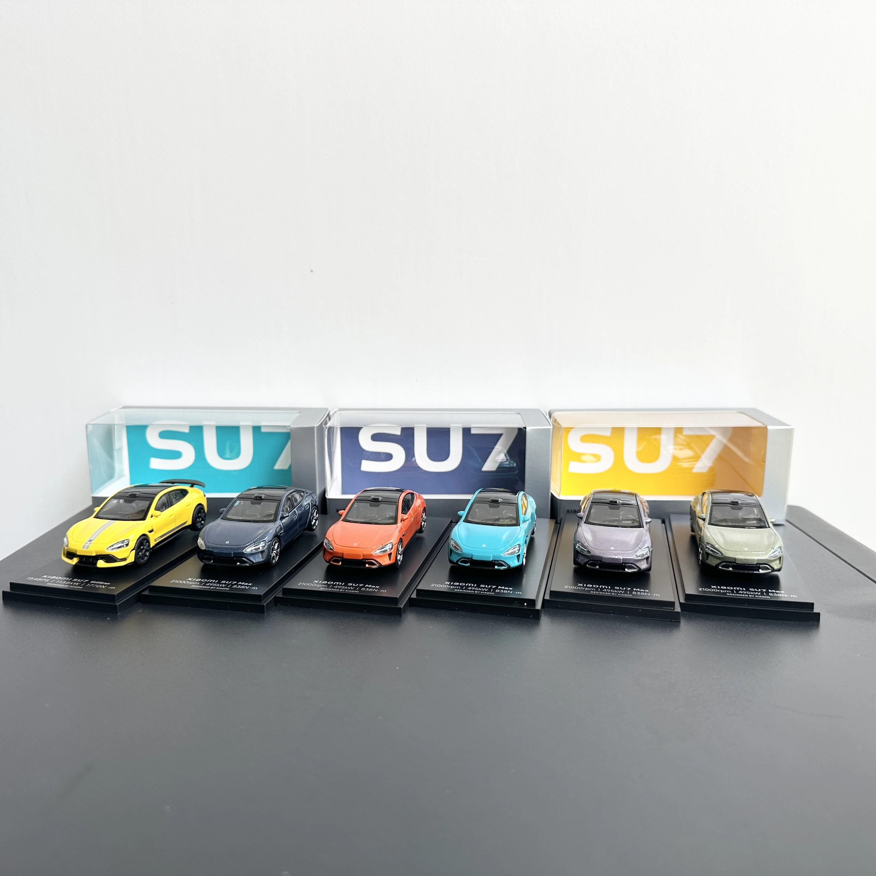 

1:64 MI SU7 Ultra Supercar Alloy Car Diecasts & Toy Vehicles Car Model Miniature Scale Model Car For Children