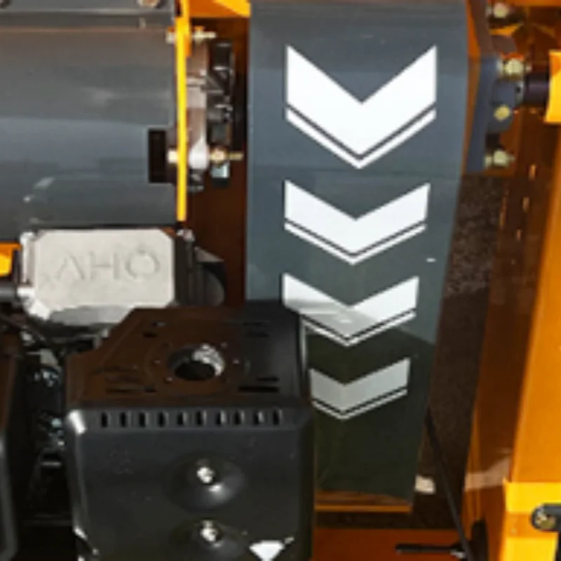 

Customized intelligent weed-removing robot, easy to operate with remote control, meeting European 5-level emission standards