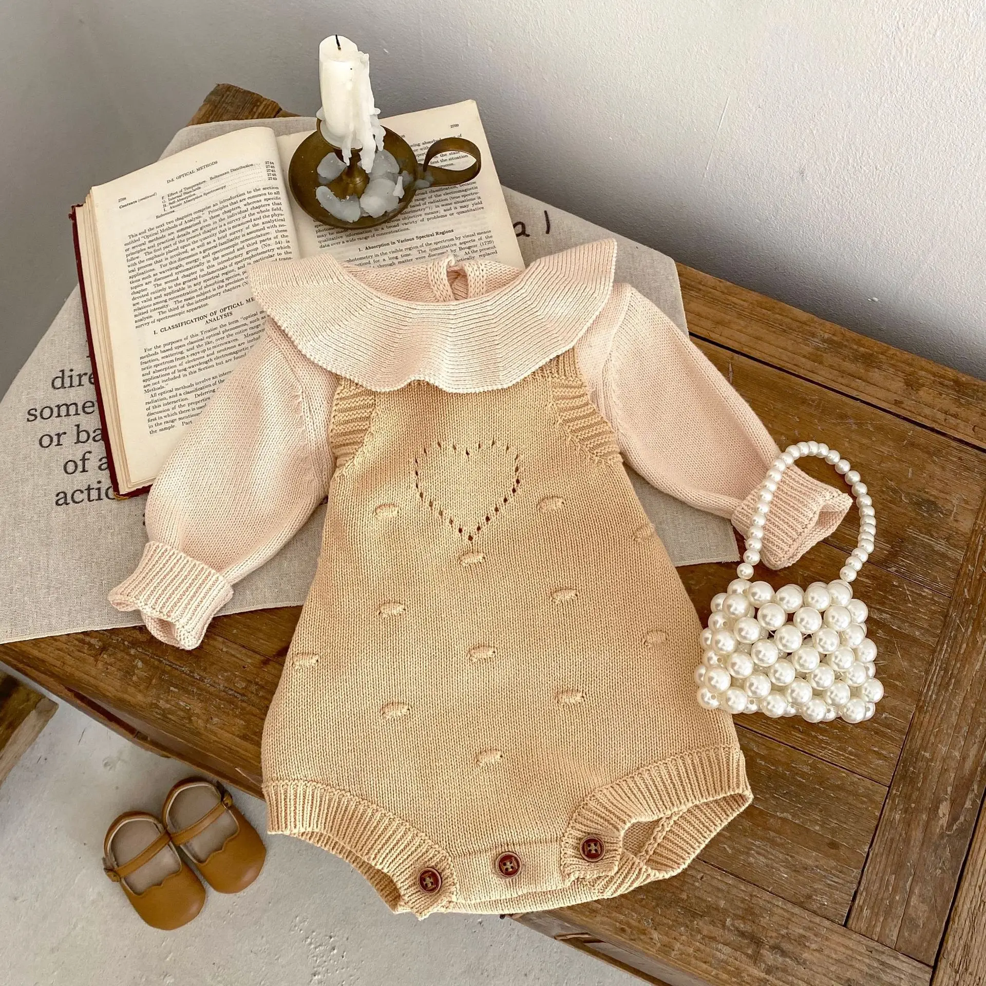 2023 Autumn New Arrival: Adorable Knitted Heart-shaped Polka Dots Bodysuits for Baby Girls Solid Color Overalls Infants Newborns