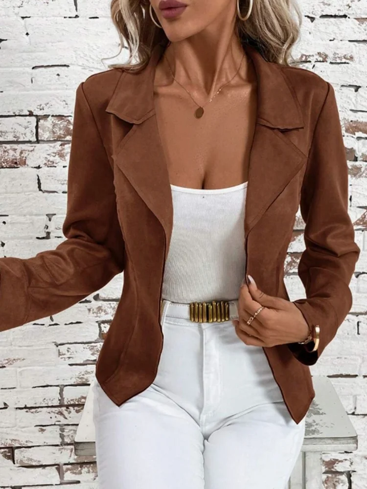 

This elegant brown suede-like lapel fitted suit jacket for women in autumn and winter is slimming and versatile