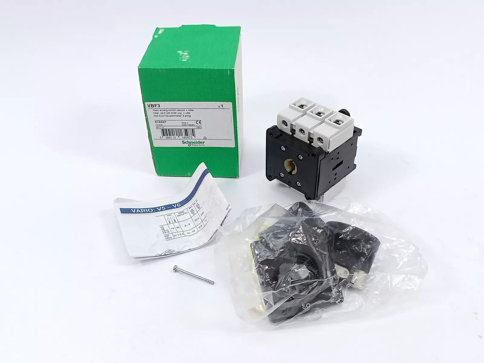 

VBF3 VBF3C = V3C + KAF2PZ switch disconnector - 63 A - on door