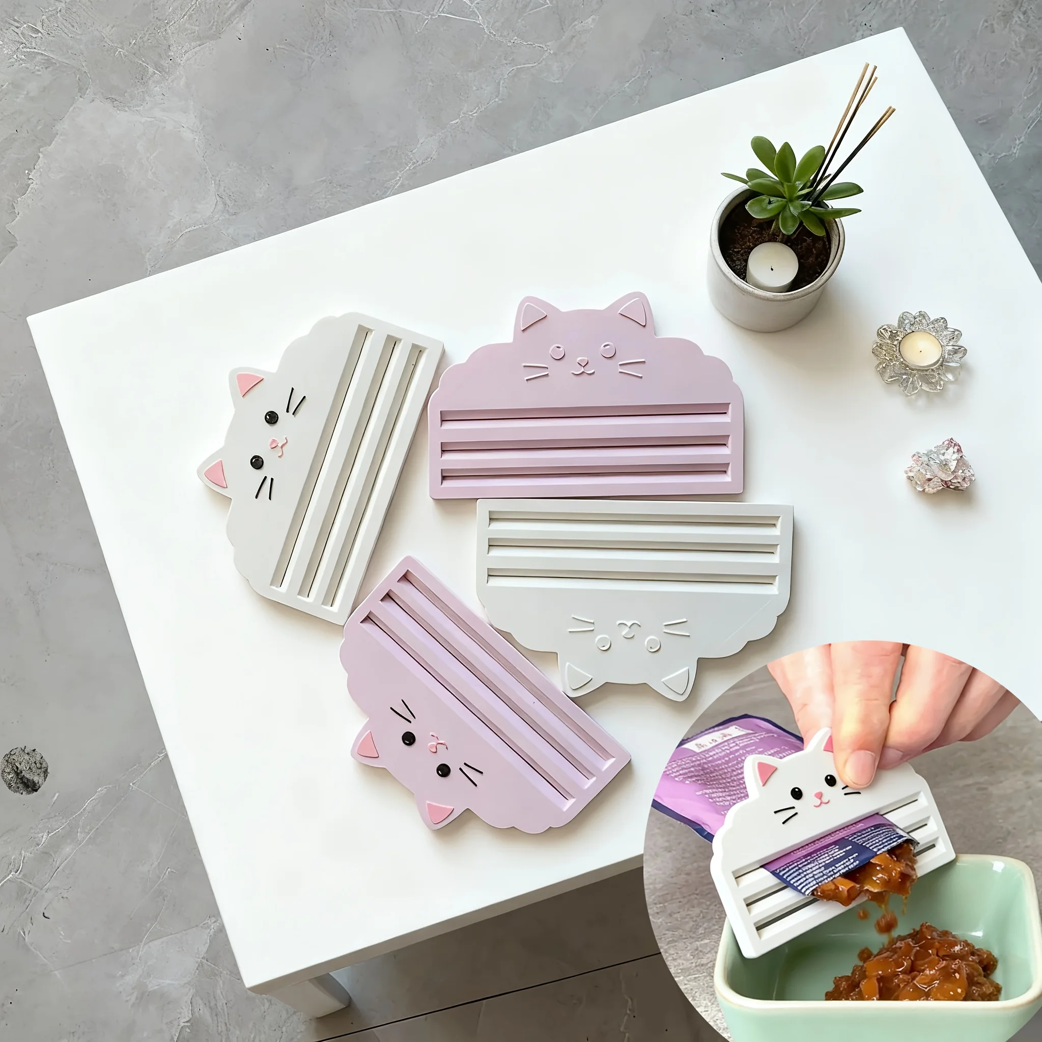 Cat Food Squeezer – efficiently squeezes out leftover food inside bags to maximize remaining contents and avoid waste. Designed for cat owners who prioritize hygienic feeding and effortless operation.