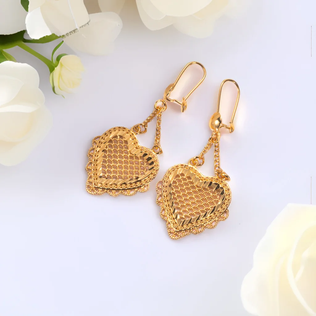 9999 gold Dubai foreign trade jewelry - Summer new style fringed heart-shaped earrings. High-end, niche ear ornaments. Exquisite