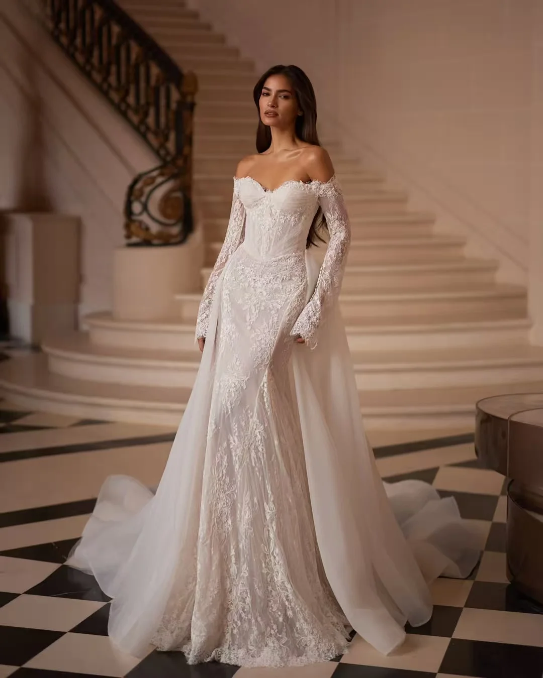 Lace Appliques Mermaid Wedding Dress With Detachable Train Graceful Romantic Zipper Back Bridal Gown Customized