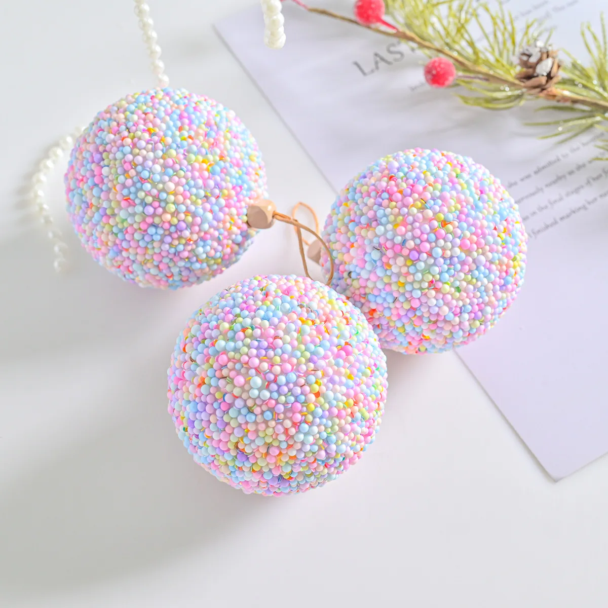 

Christmas Party Pearl Foam Ball Macaron Color Christmas Tree Pendant Atmosphere Decorations 3pcs/set Lovely Window Layout Prop