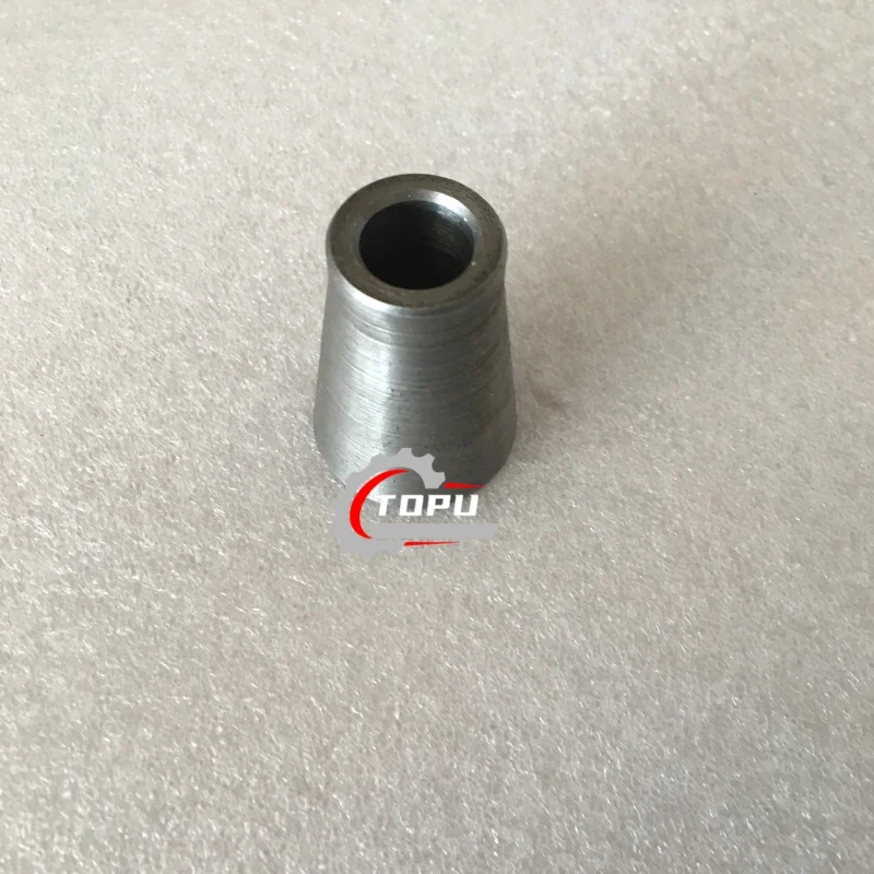 Engine Mount Spacer 7110276 for Loader A220 A300 751 753 S130 S150 S160 S175 S185 S205 T140 T180 T190 T200 T250 T300 T320