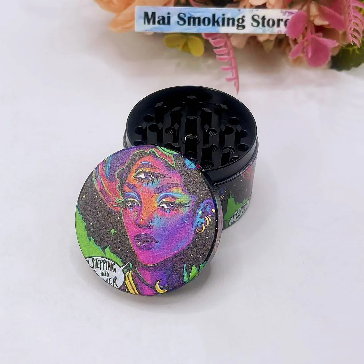 2インチ女神ハーブグラインダー、金属製4層手動ペッパーソルトモルタル、スパイスミル、草、生タバコグラインダー、喫煙用具