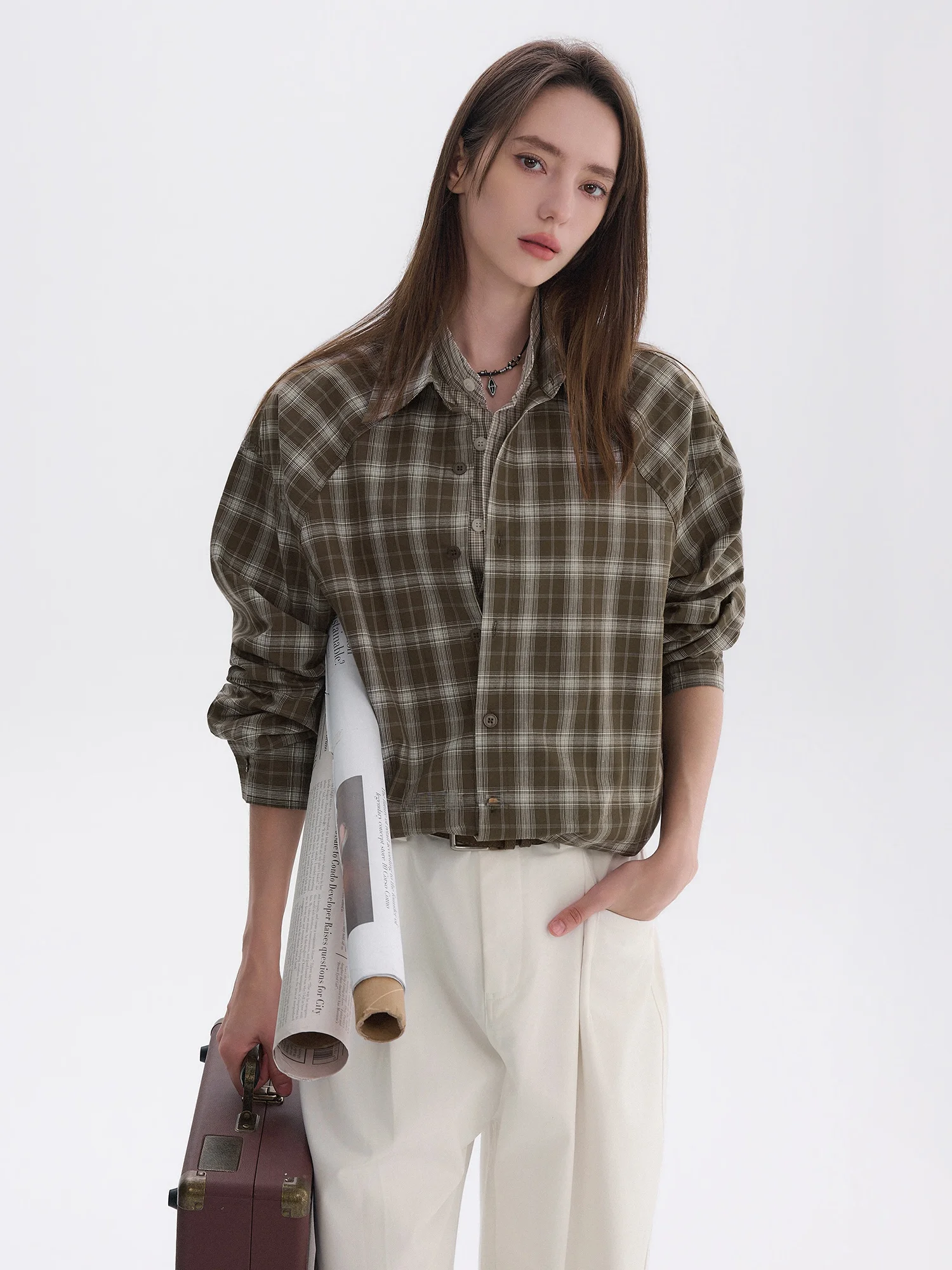 

Chic Brown Plaid Long Sleeve Shirt Women's Casual Style American College Style Fake Two-Piece Turn-down Collar Fashionable Ve...