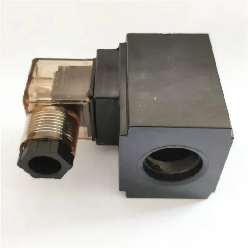 AC220V Hydraulic Solenoid Valve Coil Copper Core 20mm Aperture 51mm Height Square Type Replacement Part for Industrial