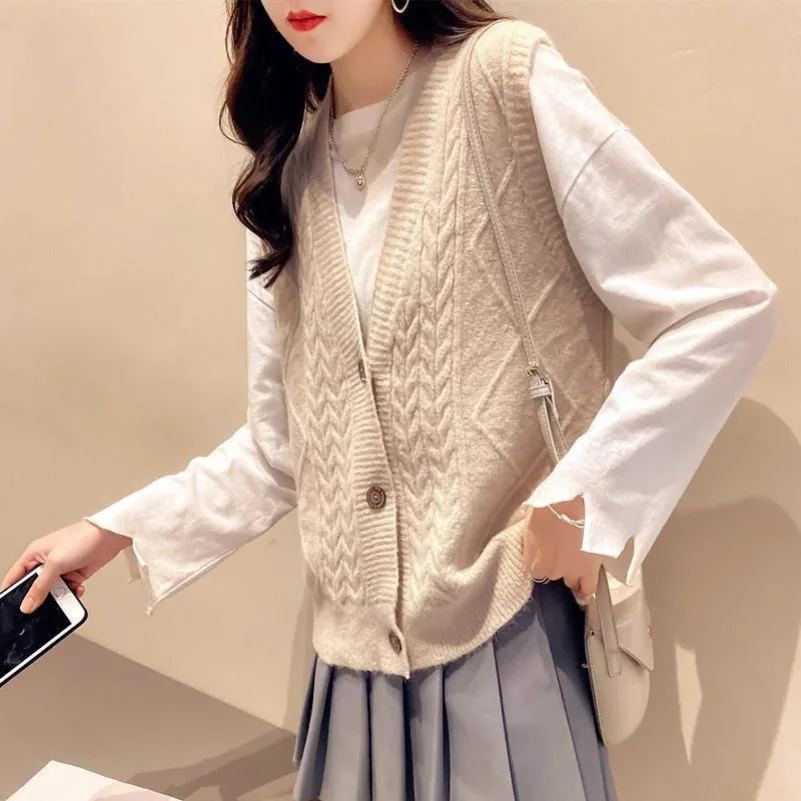 Women Sleeveless Single Breasted Vintage Kawaii Outewear Knitted Cardigan Y2K Simple Casual V Neck Sweater Vest Loose Waistcoat