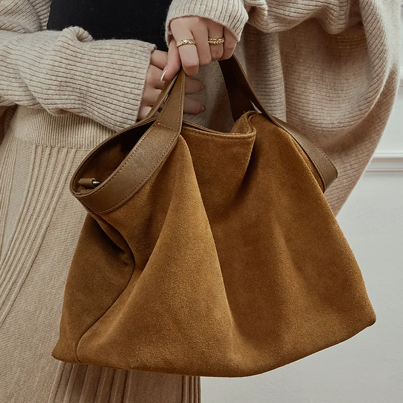

Women's Large Capacity Tote Bag 2026 New Vintage Suede Leather Spacious Crossbody Bag Commuting Versatile Trendy Premium Handbag