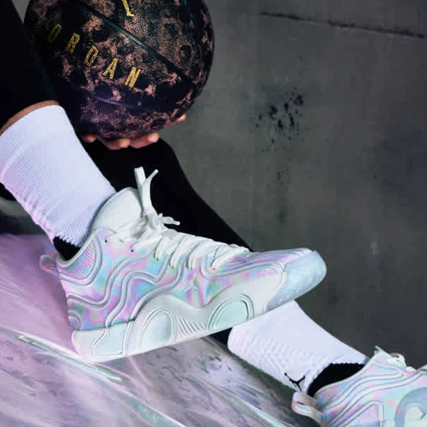 

Осенне-зимние новые мужские и женские износостойкие, модные, дышащие баскетбольные кроссовки Nike HF3087-103