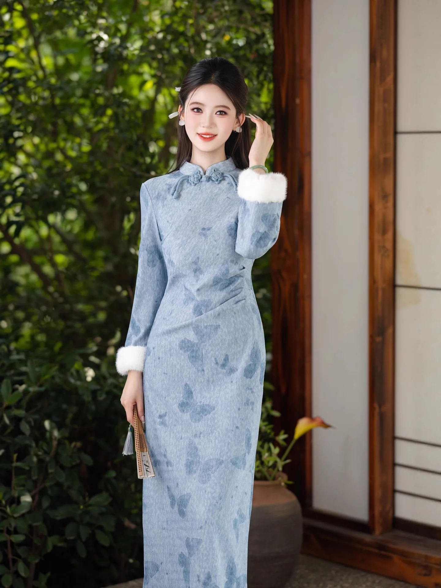 

Зима 2025 г., новый улучшенный Cheongsam, розовый, синий, бабочка, новое китайское утягивающее женское длинное платье, элегантное Cheongsam