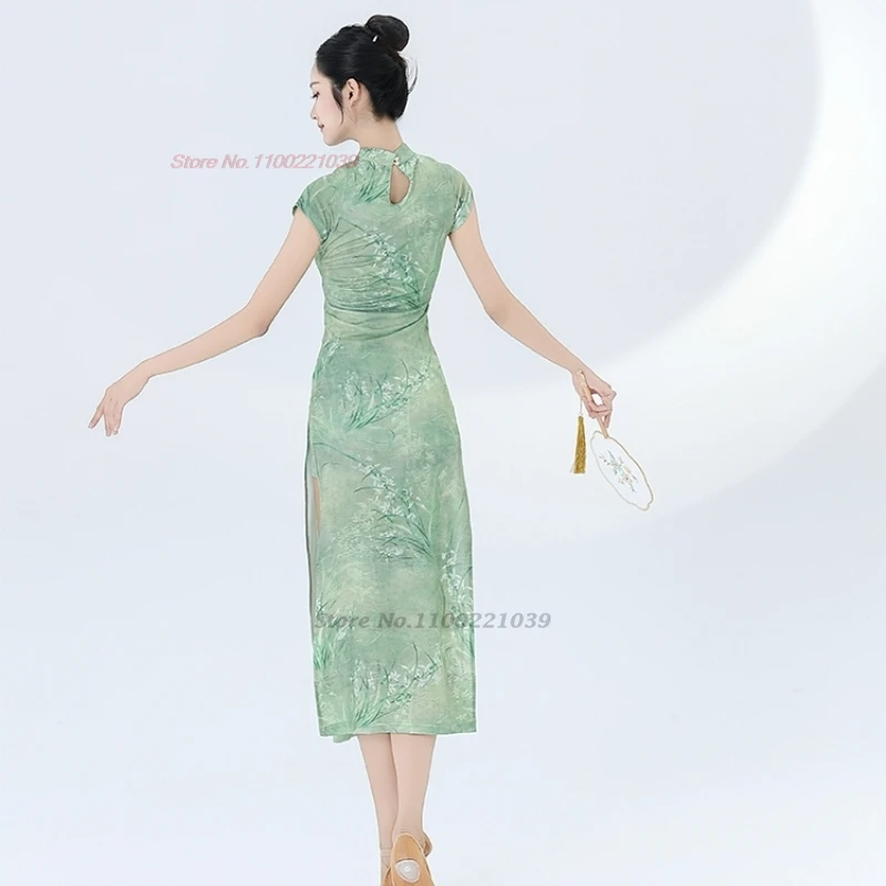 2025 abito da ballo vintage cinese tradizionale stampa floreale cheongsam danza popolare qipao abito da allenamento per performance sul palco