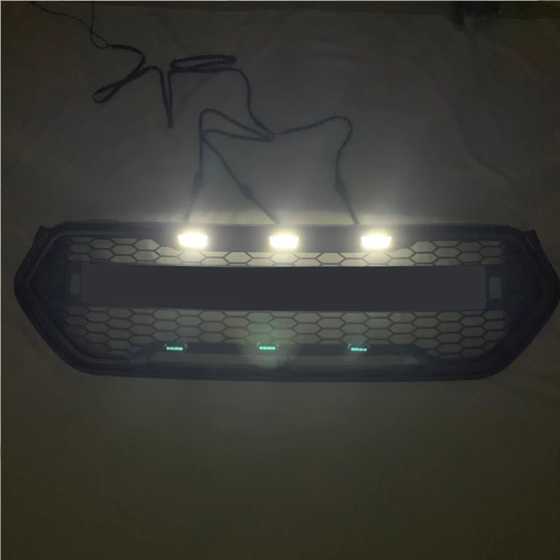LED Front Grill Honeycomb Grille For Ford Escape Kuga 2017 2018 2019 Front Bumper Mask Mesh Amber Led Racing Grills Upper Grid