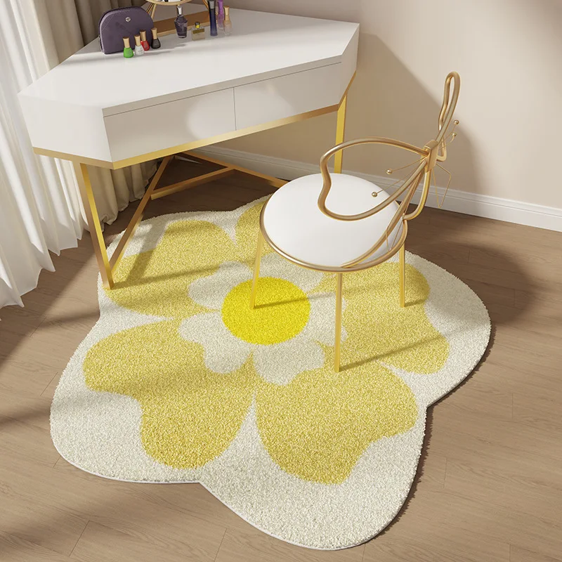 Round Flower Shaped Bedside Rug Modern Nordic Carpets for Living Room Fluffy Soft Bedroom Decor Carpet Irregular Plush Floor Mat