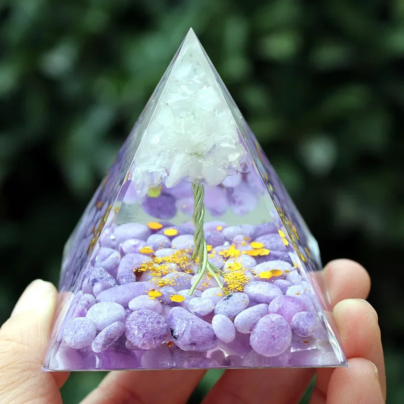 Bursting crystal crushed stone pyramid home resin dripping handicraft table ornament