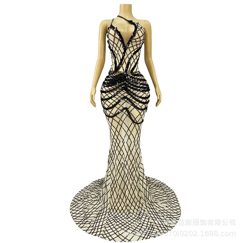 Vestido de moda con tirantes de un solo hombro, Miss Universe elige ropa hermosa, sala de exposiciones de estudio, modelo de ropa de actuación