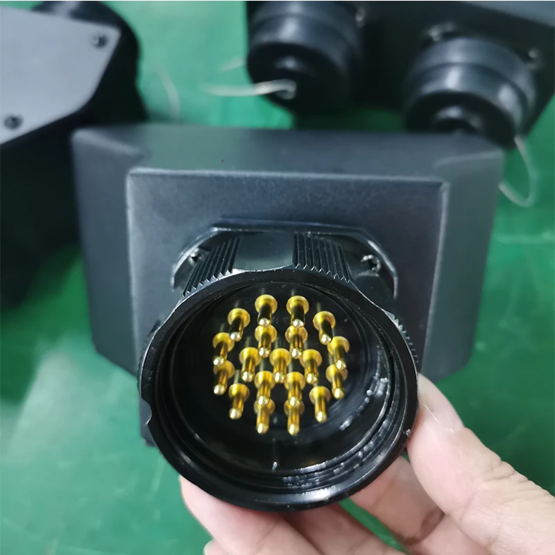 Scatola divisoria elettrica Socapex 1 ingresso 2 uscite a 19 pin