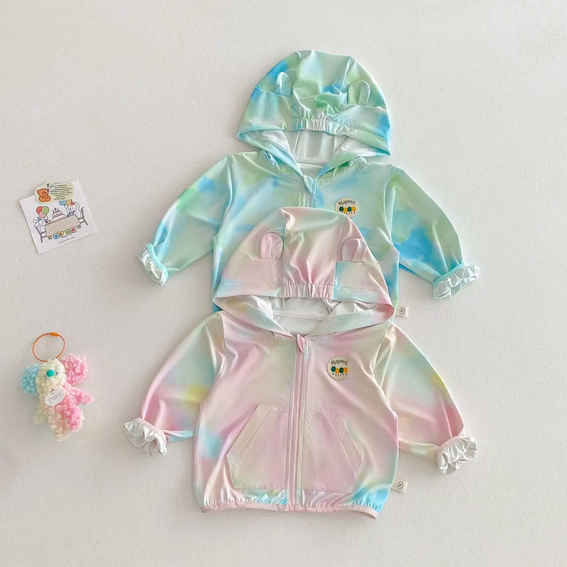 

Children's gradient color air-conditioned shirt 2025 new summer fashion hooded thin jacket for girls, baby label top