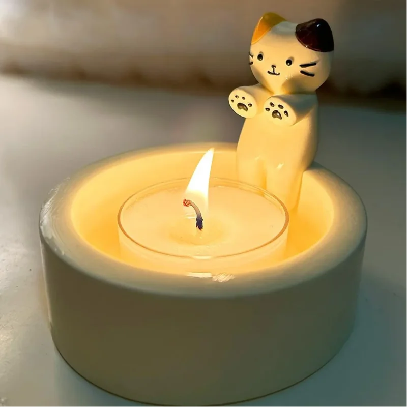 Cute Hand Baking Kitten Fire Creative Candlestick High Temperature Resistant Aromatherapy Candle Small Tea Wax Box Decoration