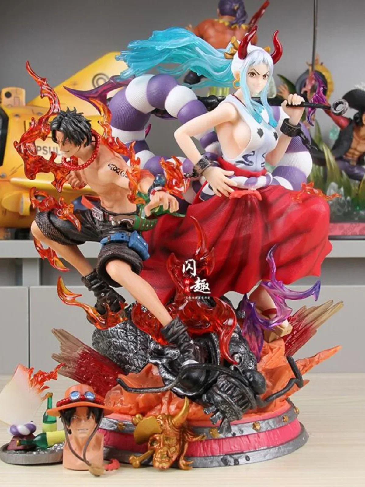 One Piece Anime Figure Fantasy Linkage Daiwa And Aisi 30cm Model Pvc Doll Action Figure Desktop Creative Ornament Collect Toys