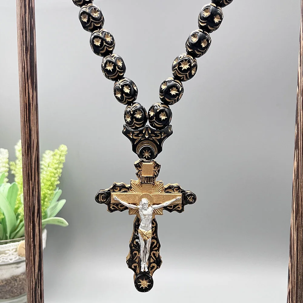 GS138-3 Necklace Cross Holy Christ Jesus Resin Paintings Exquisite Beads Redemption Religious Decoration  3D Stereo Car Pendants