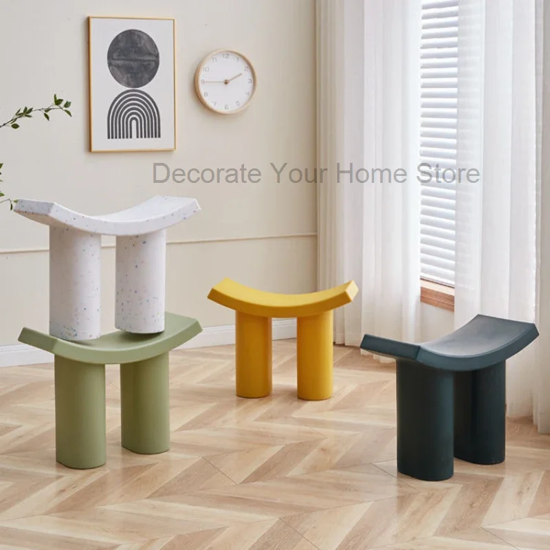 

Nordic Plastic Stool Small Flying Elephant Stool Special-shaped Ottoman Low Stool Creative Modern Minimalist Pouf Vanity Chair