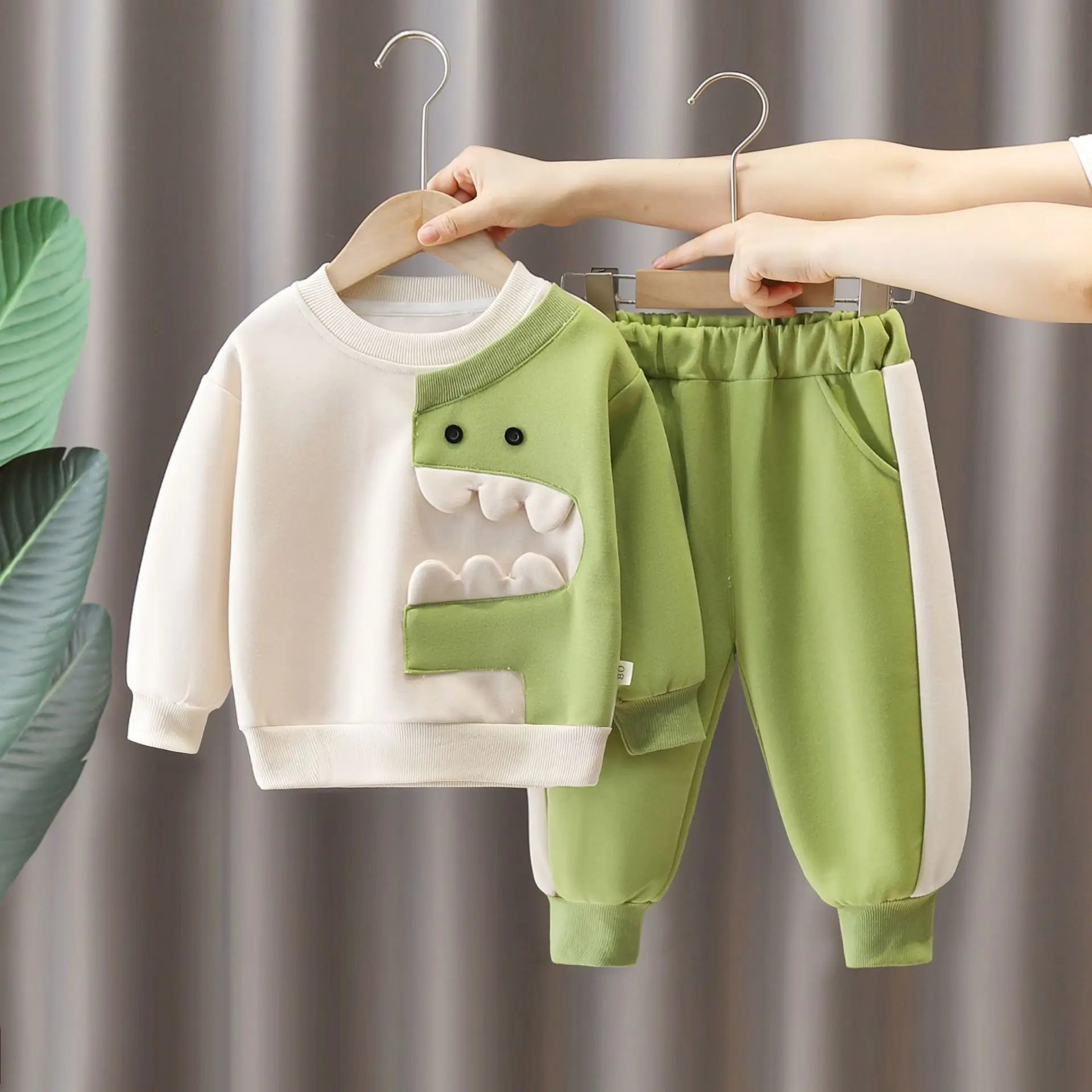 Baby Boy Infant Autumn Clothes 2024 Korean Lovely Tooth Pullover Long Sleeve Hoodies Tops and Pants for Kids Boys Tracksuit Set