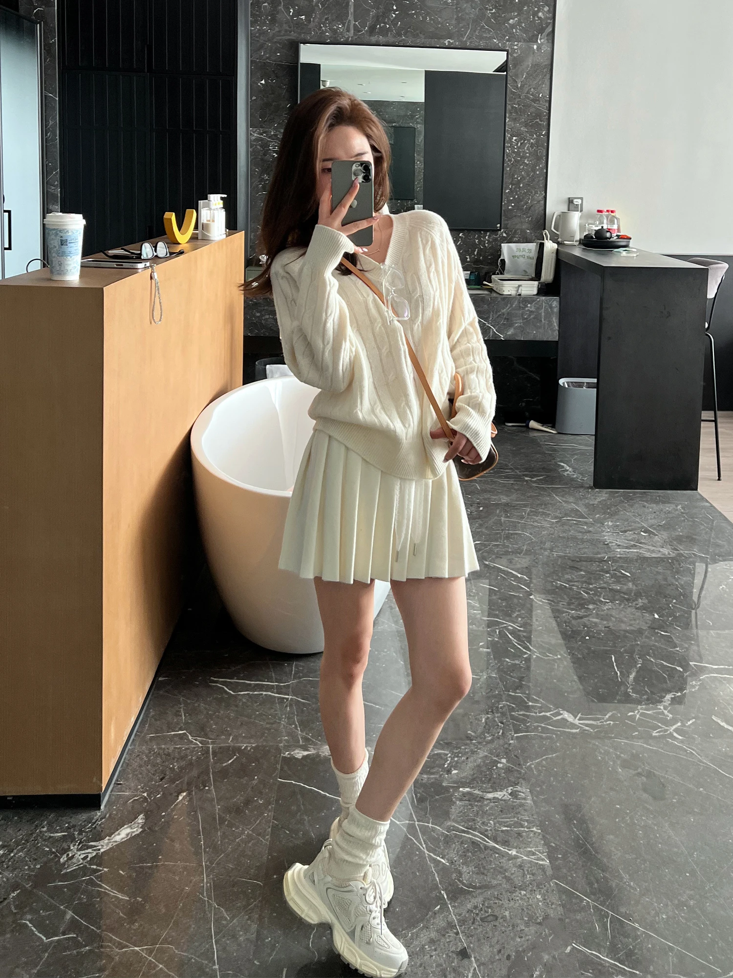 

Юбка-трапеция Momo Big Sister, короткая, вязаная, с завышенной талией, облегающая, женская, модная, весна 2026, новинка, юбка до колена