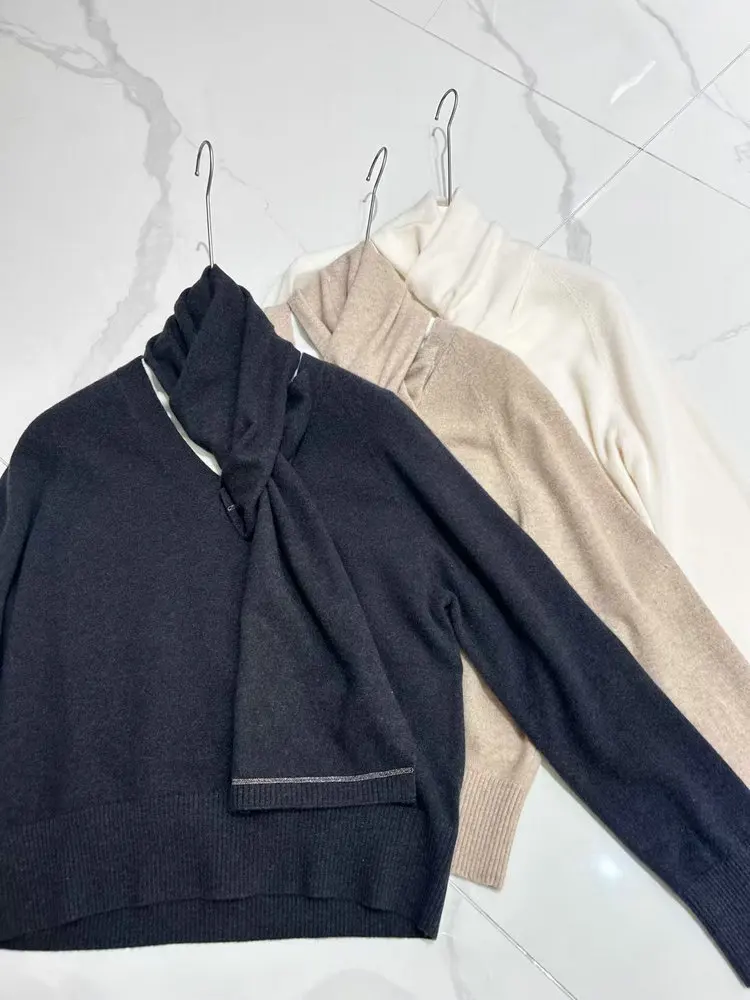 

Women's 2025 Autumn and Winter New Detachable Scarf V-Neck Cashmere Sweater Long Sleeve Knitted Top