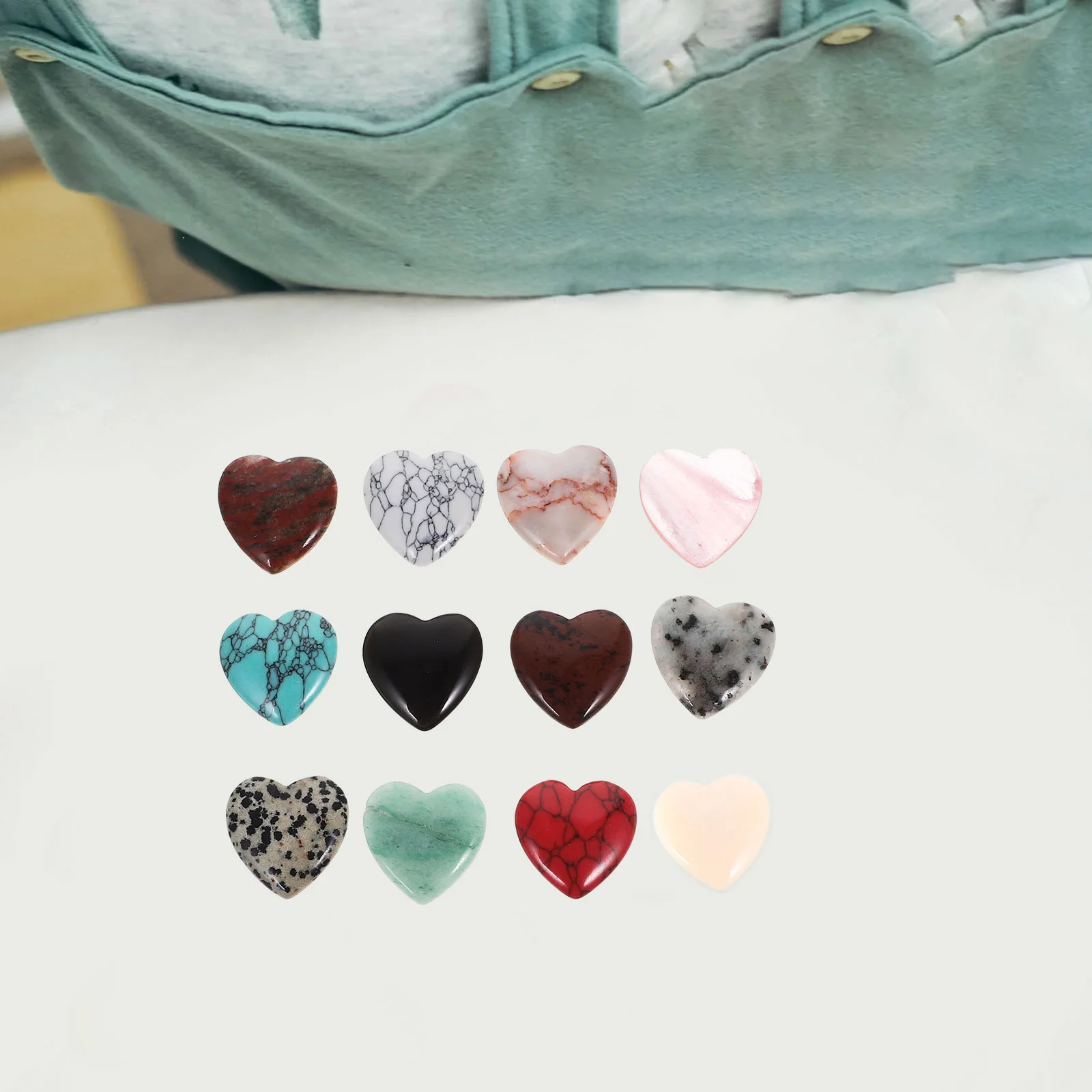 Reusable Ice Cubes 20mm Love Pendant Heart-shaped Ornament Natural Crystal Stone 12pcs (35 Random Mixed Colors) Display Office