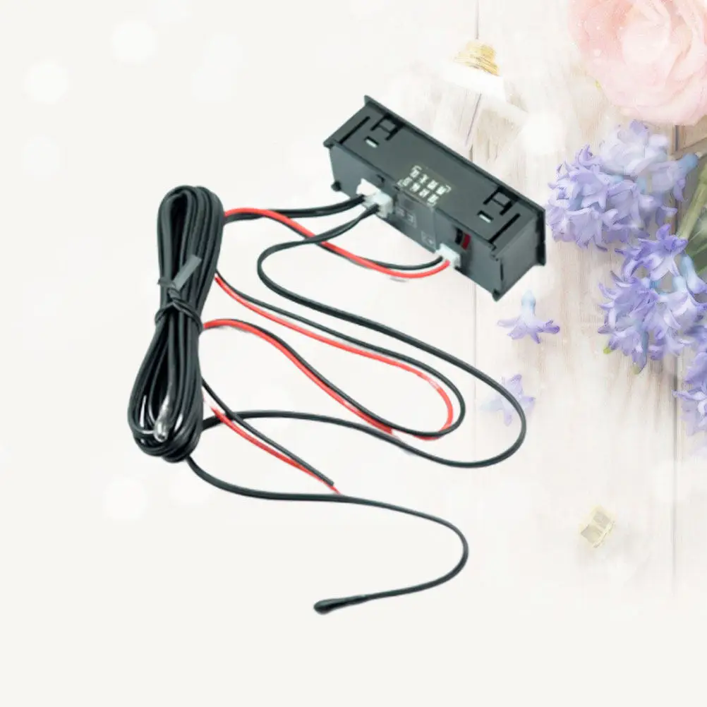 Automotive Electronic Digital Dual Thermometer Car Clock Ultra-Thin Shell Red Self-Adhesive Suitable for Aquarium Outdoor Car