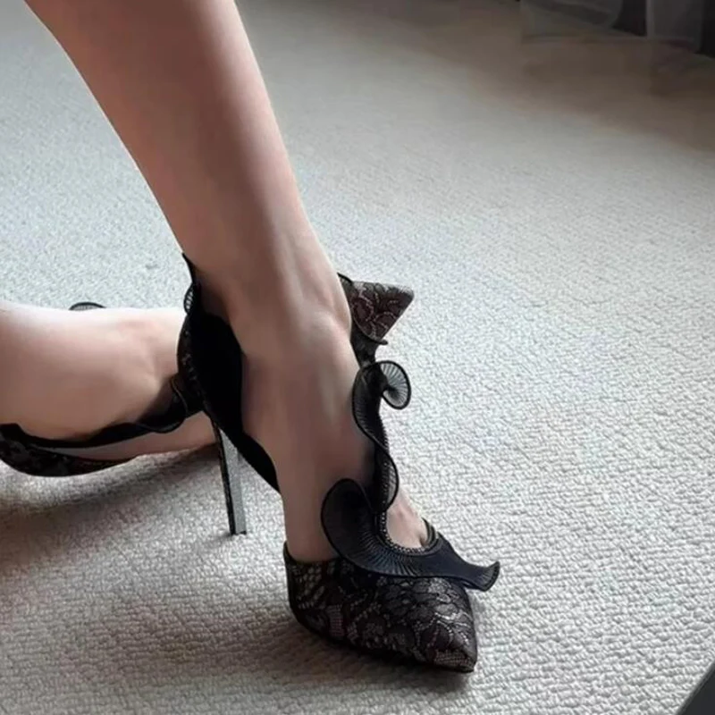 Black Floral Lace Ruffles Sideling Cutout Pumps 9 cm Thin High Heel Pointed Toe Wedding Shoes for Woman
