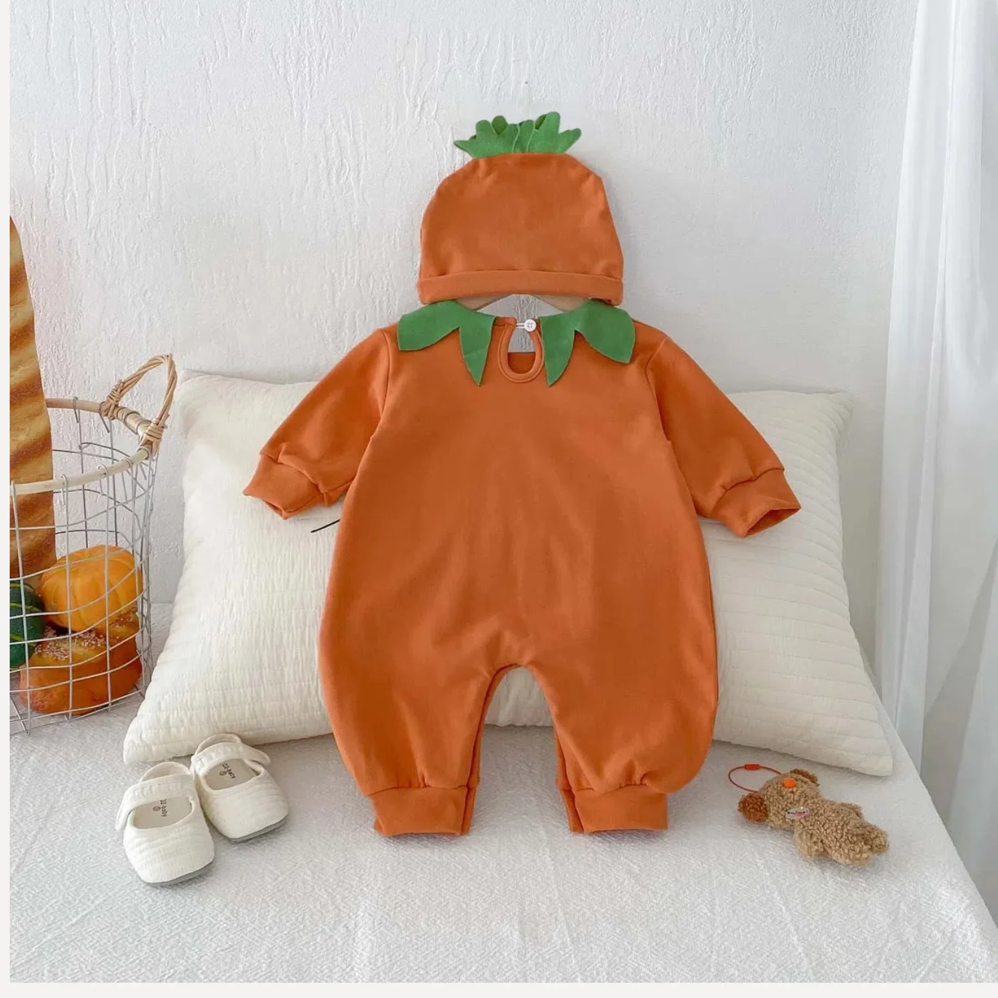 Halloween Costume Cute Pumpkin Face! Baby Boy Pumpkin Long Sleeve Jumpsuit with Hat, Funny Pumpkin Face and Cap Hat, Suitable for