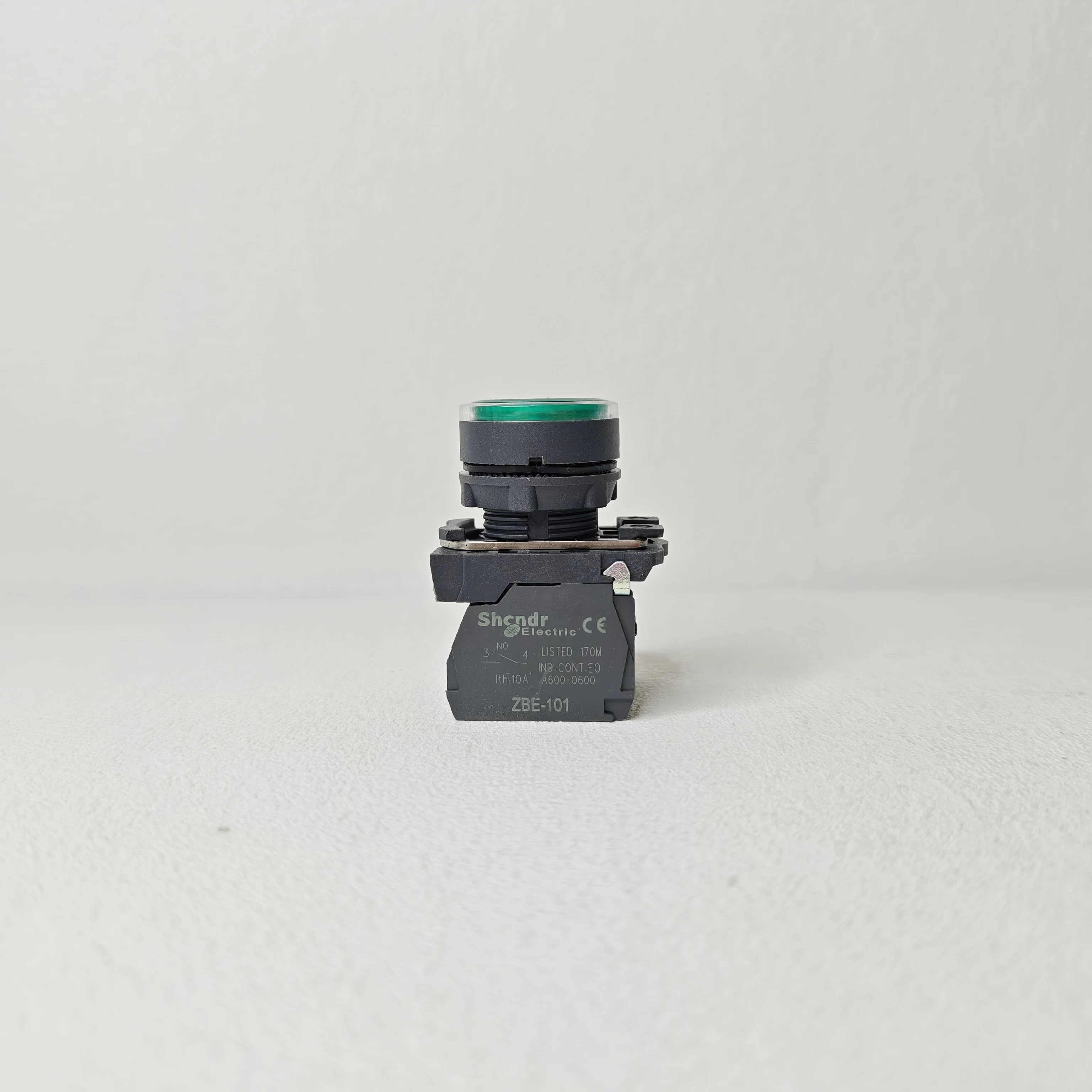 Green light button XB5AW33G5 flat head spring reset OEM