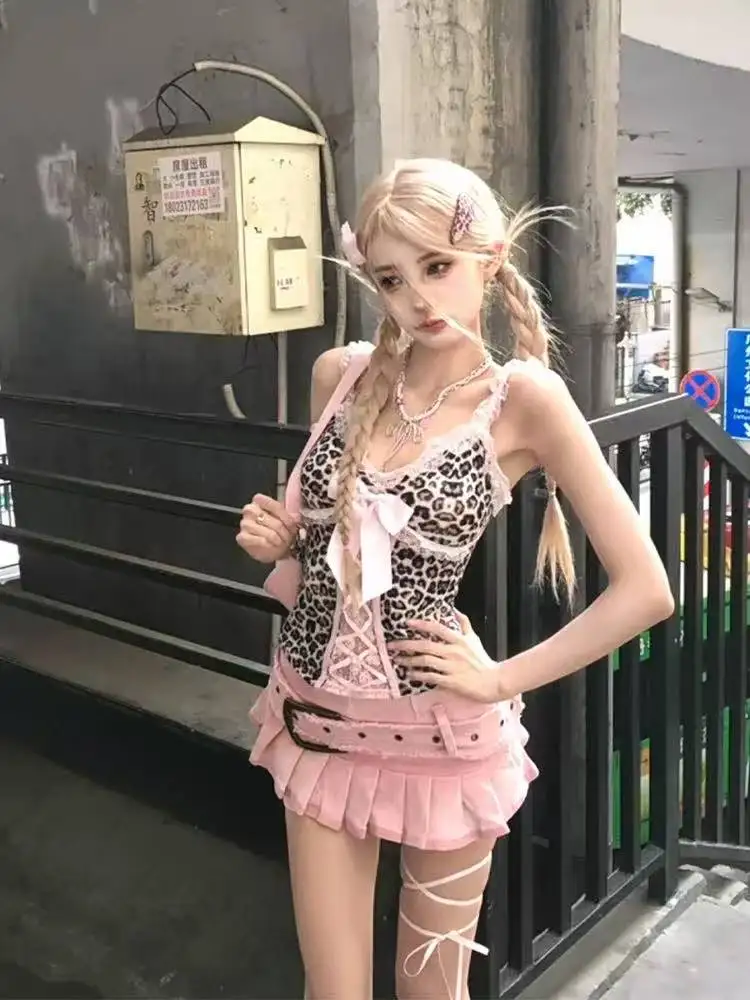 

Streetwear Summer Vest Two Piece Set Female Gothic Punk Leopard Print Bow Slim Fit Vest Tops Fashion Casual Mini Skirt