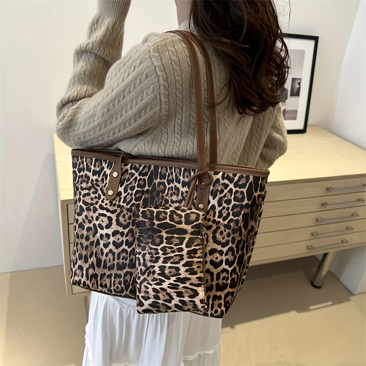 Leoparden-Schultertasche, Retro-Tierdruck-Handtasche mit großer Kapazität und Geldbörse, modische Casual-Style-Designer-Einkaufstasche – Detail 4
